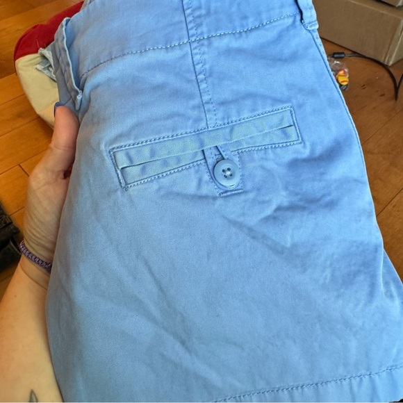 Vineyard Vines Blue Cargo Shorts Relaxed Fit - Picture 5 of 5